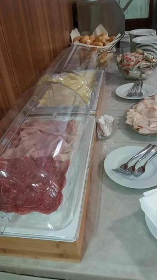 双子酒店 里米尼 外观 照片