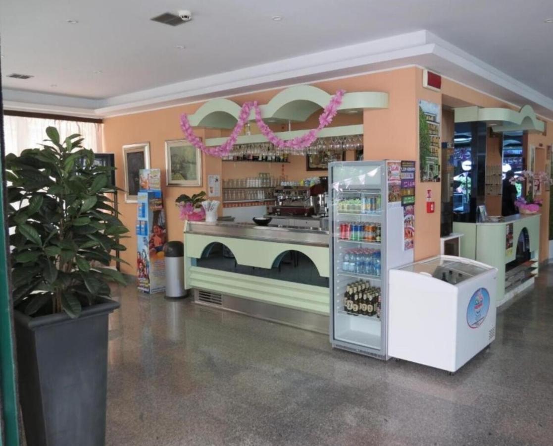 双子酒店 里米尼 外观 照片