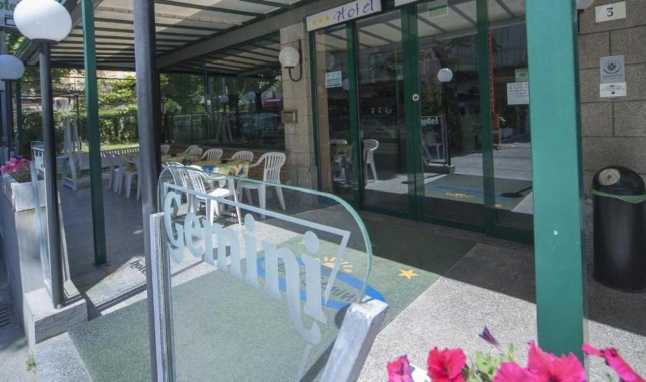 双子酒店 里米尼 外观 照片