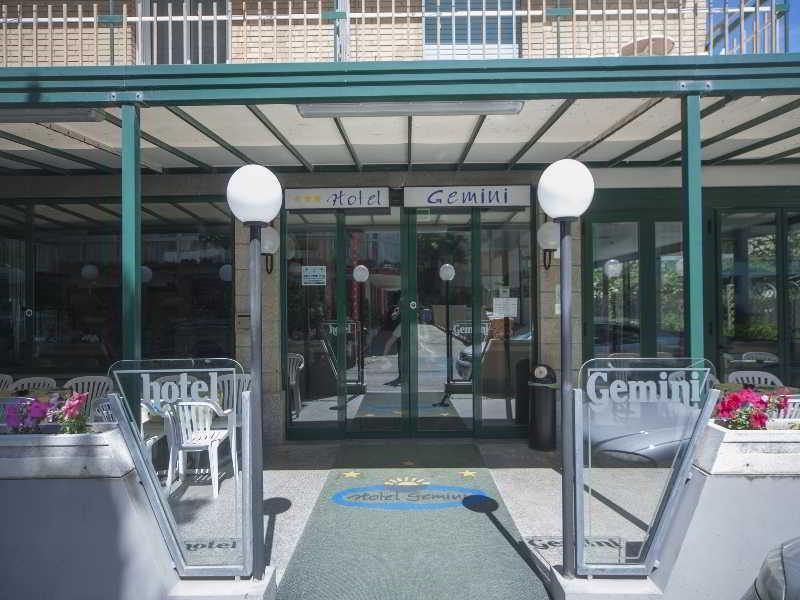 双子酒店 里米尼 外观 照片