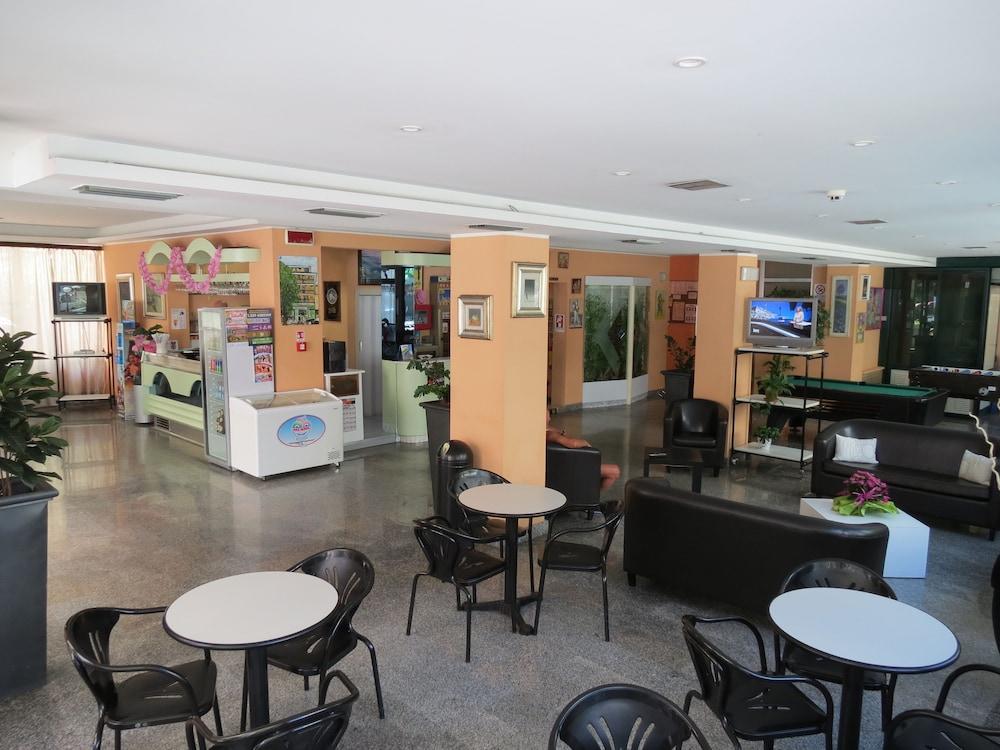 双子酒店 里米尼 外观 照片