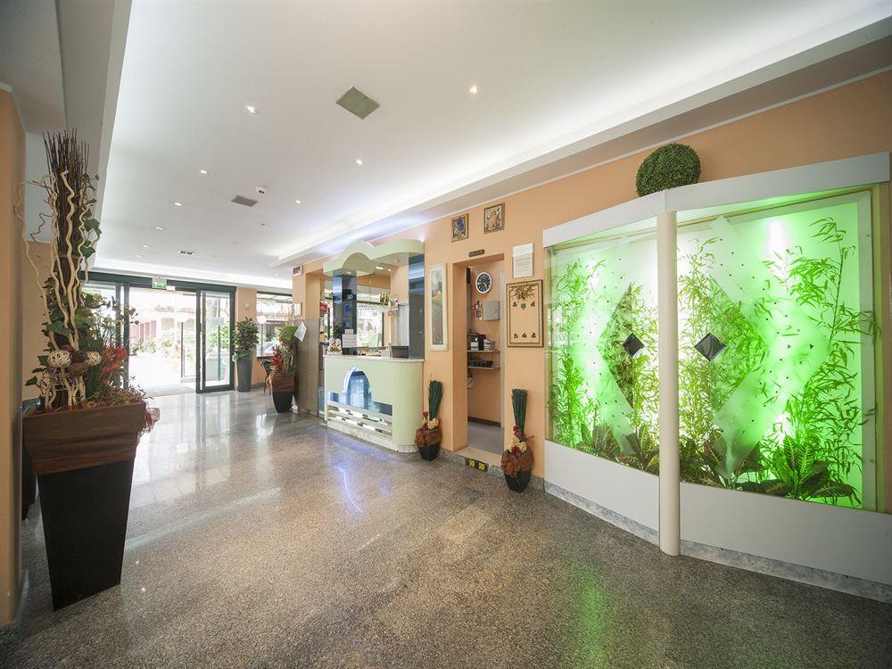 双子酒店 里米尼 外观 照片